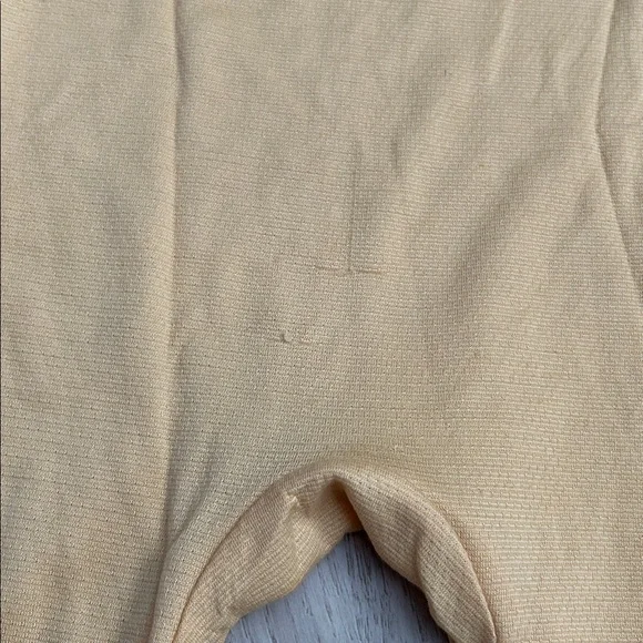 Patagonia Capilene Baby Onesie 12M Yellow Thermal Base Layer Snap Suit - Picture 7 of 7